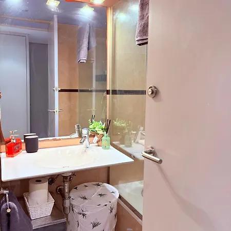 Appartement Stunning Flat For 5 People With Breakfast Included With Sagrada Familia Church View Barcelona