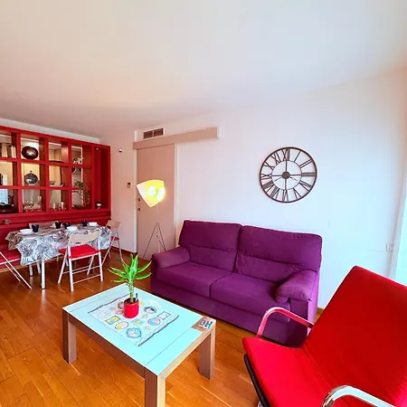 Stunning Flat For 5 People With Breakfast Included With Sagrada Familia Church View Apartamento Barcelona