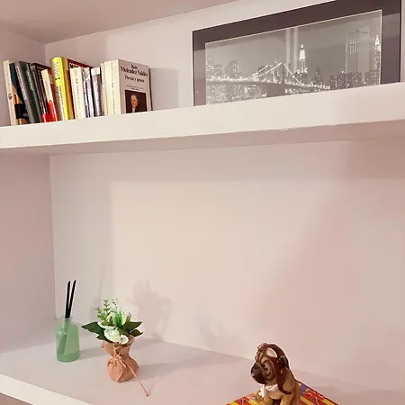 Stunning Flat For 5 People With Breakfast Included With Sagrada Familia Church View Appartement *