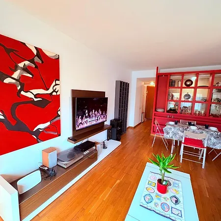 Apartamento Stunning Flat For 5 People With Breakfast Included With Sagrada Familia Church View *