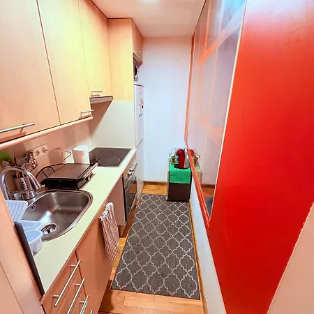 Appartement Stunning Flat For 5 People With Breakfast Included With Sagrada Familia Church View